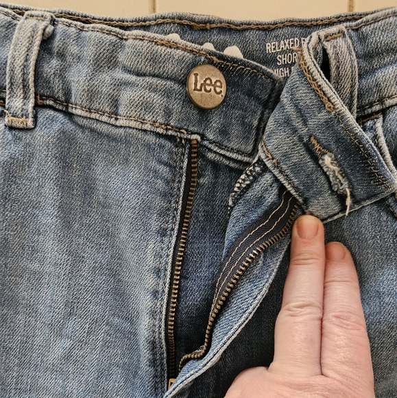 LEE Women's Blue Denim Shorts Size 14 - Picture 2 of 8